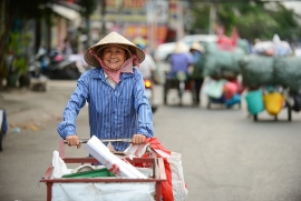 Thu phí rác sinh hoạt theo cân: Người dân phải tự phân loại