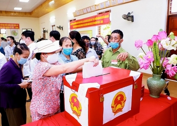 danh sach 13 nguoi trung cu dai bieu quoc hoi tai nghe an