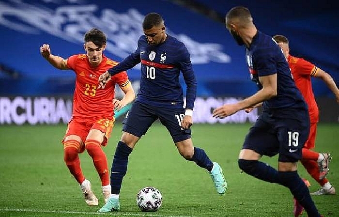 Pháp (xanh đen) đang là ứng viên sáng giá cho ngôi vô địch EURO 2021