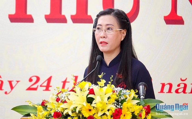 Bà Bùi Thị Quỳnh Vân phát biểu tại kỳ họp