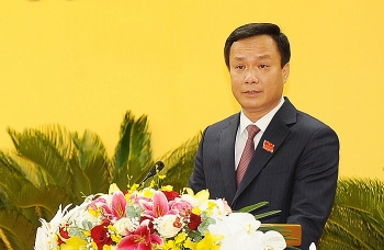 Ông Triệu Thế Hùng được bầu làm Chủ tịch UBND tỉnh Hải Dương Ông Triệu Thế Hùng được bầu làm Chủ tịch UBND tỉnh Hải Dương