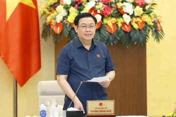 ky hop thu nhat quoc hoi khoa xv rut ngan 5 ngay lam viec khong nghi ngay thu 7