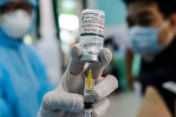 Chủ tịch nước yêu cầu TPHCM đẩy nhanh tiêm vaccine phòng COVID-19 Chủ tịch nước yêu cầu TPHCM đẩy nhanh tiêm vaccine phòng COVID-19