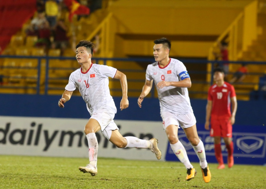 Chơi đẹp với U18 Việt Nam, BTC đổi lịch đấu vòng cuối bảng B