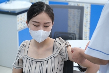 Hà Nội khẩn tìm người đến điểm tiêm vaccine COVID-19 ở quận Hoàn Kiếm