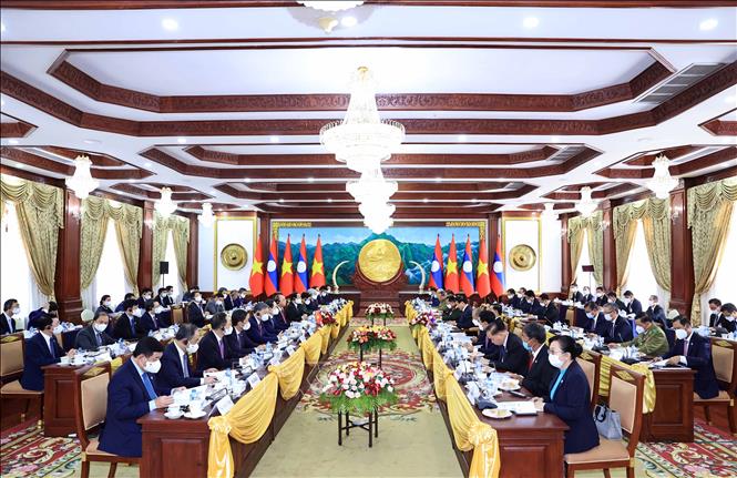 Ưu tiên cao nhất cho việc không ngừng củng cố, vun đắp mối quan hệ Việt-Lào