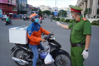 TP.HCM tiếp tục cho phép một số ngành nghề hoạt động trở lại TP.HCM tiếp tục cho phép một số ngành nghề hoạt động trở lại