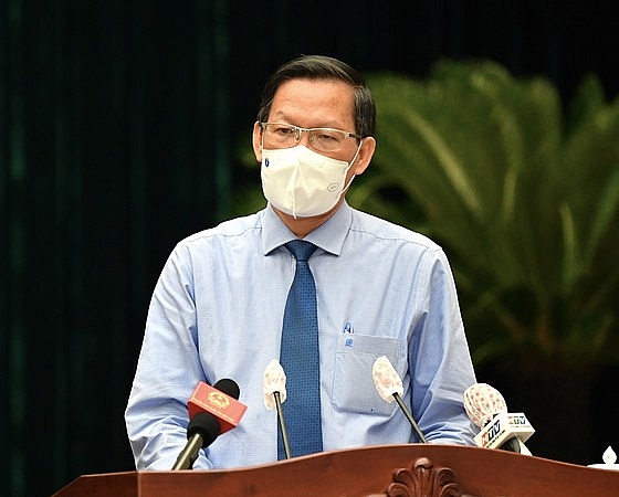 Ông Phan Văn Mãi phát biểu nhận nhiệm vụ sau khi trúng cử (Ảnh: VIỆT DŨNG/SGGP)