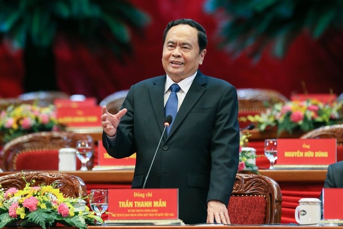 chan dung chu tich uy ban trung uong mttq viet nam tran thanh man
