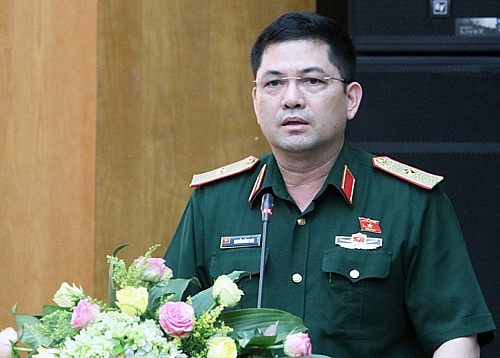 chan dung thieu tuong nguyen hong thai tan tu lenh quan khu 1