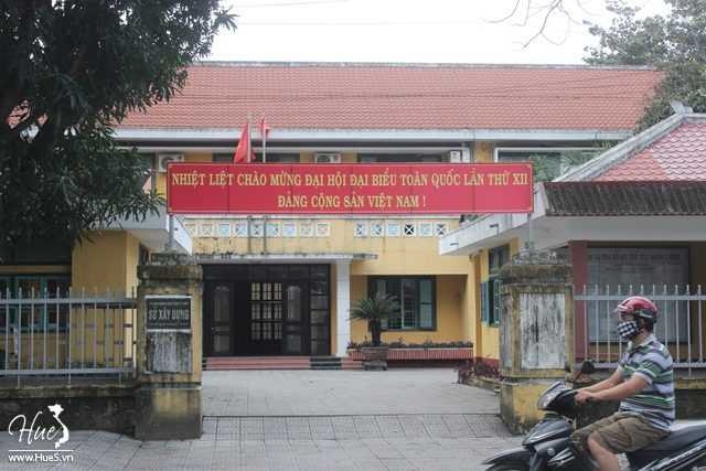 thua thien hue canh cao nguyen pho giam doc so xay dung