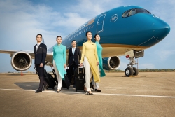 hang loat may bay vietnam airlines rach lop sau khi ha canh