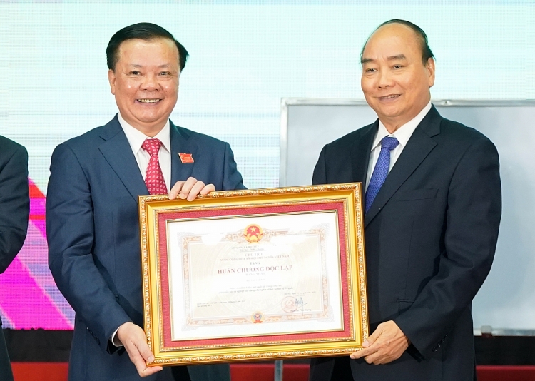 Thủ tướng Nguyễn Xuân Phúc: Không tận thu, cũng không có chuyện ban phát