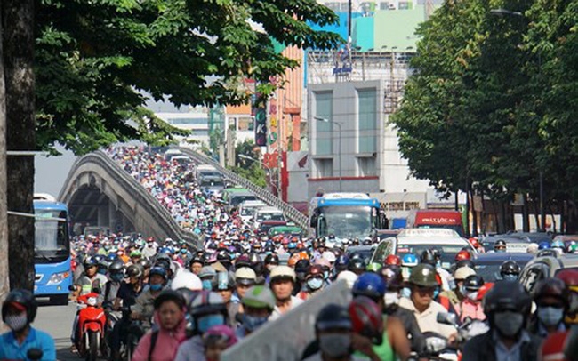 tphcm han che xe vao trung tam 2 ngay cuoi tuan tu 6h 10h
