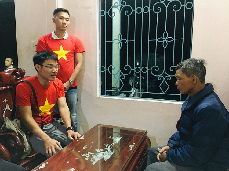 Lưu học sinh Việt Nam tại Trung Quốc hướng về đồng bào vùng lũ miền Trung