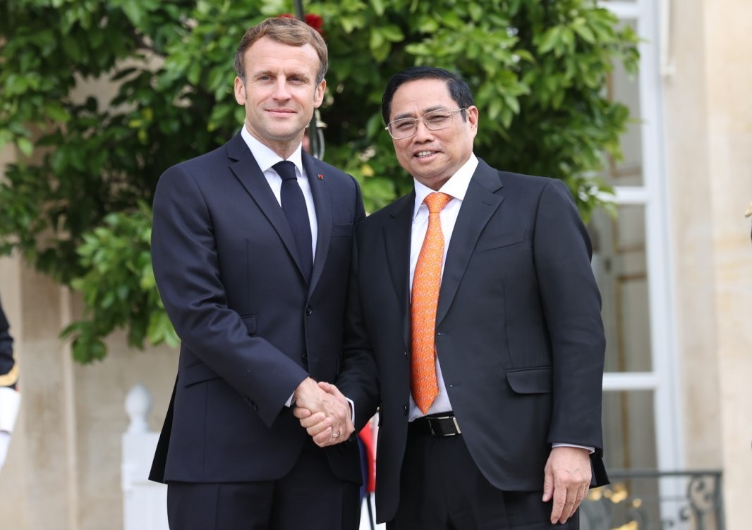 Thủ tướng Phạm Minh Chính hội kiến Tổng thống Pháp  Emmanuel Macron