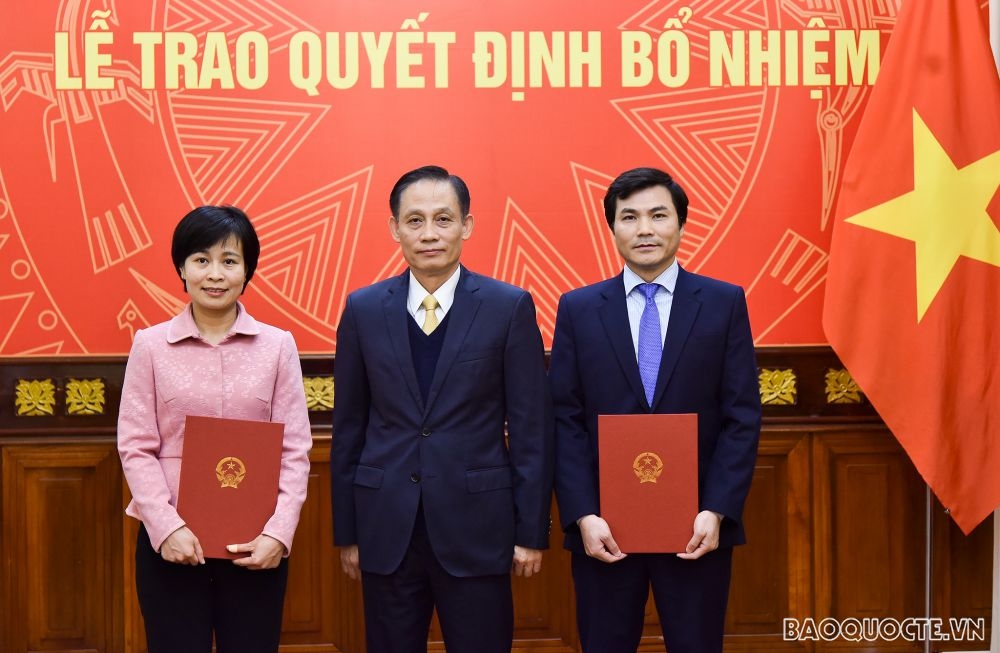 Tin bổ nhiệm nhân sự mới Ban Tuyên giáo Trung ương, Bộ Ngoại giao, Bộ Tài chính