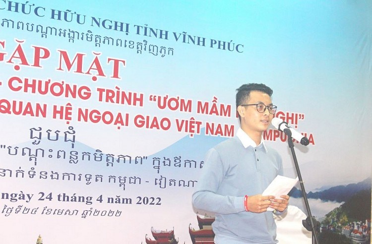 Xây dựng, phát triển quan hệ Việt Nam - Campuchia từ mô hình 