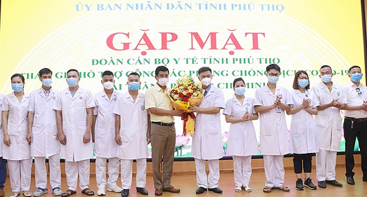 Phú Thọ: 52 cán bộ y tế lên đường “chia lửa” cùng TP Hồ Chí Minh chống dịch Covid-19