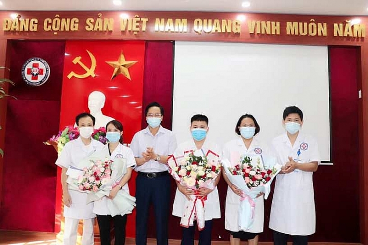 Tỉnh Phú Thọ tiếp tục cử 50 cán bộ y tế hỗ trợ TP Hồ Chí Minh chống dịch COVID-19