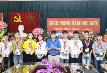 vinh phuc truong thcs yen lac xung danh la co dau nganh giao duc huyen yen lac