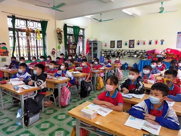 Trường Tiểu học Sơn Lôi A đảm bảo các điều kiện thực hiện Chương trình giáo dục phổ thông 2018
