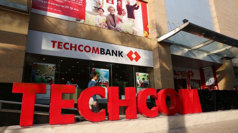 techcombank bao lai ky luc 9 len gan 5700 ti dong trong 6 thang dau nam