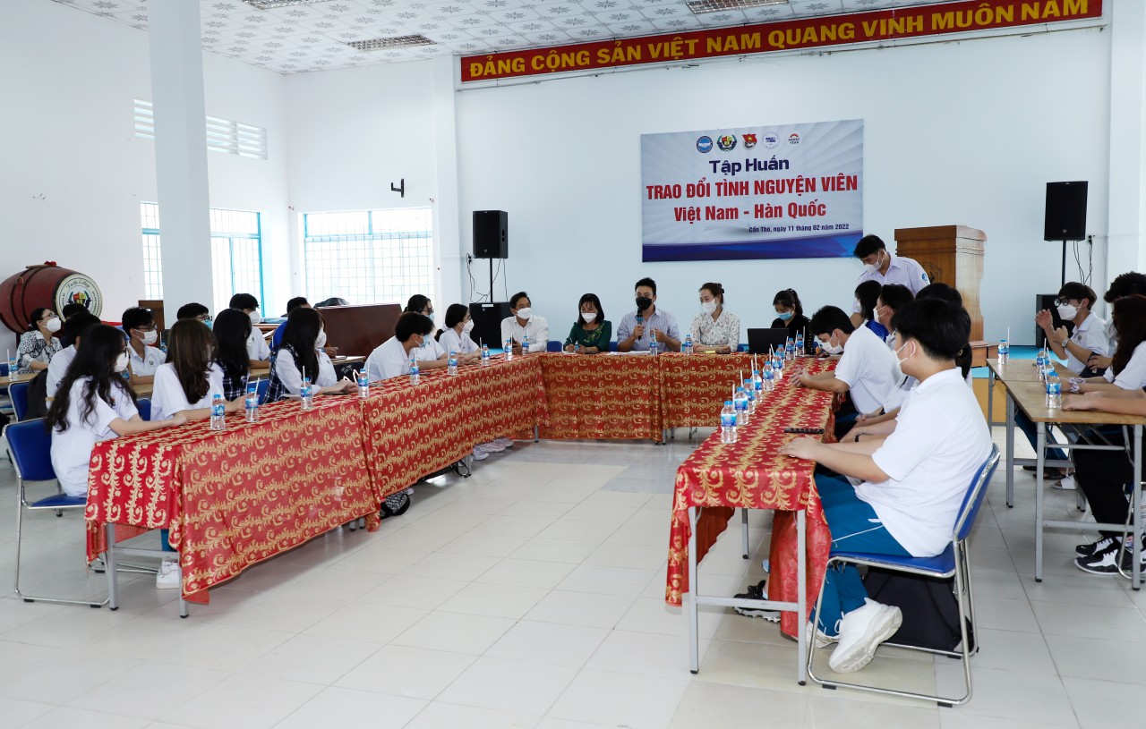 Cần Thơ: Khởi động chương trình giao lưu văn hóa học sinh, sinh viên Việt Nam - Hàn Quốc