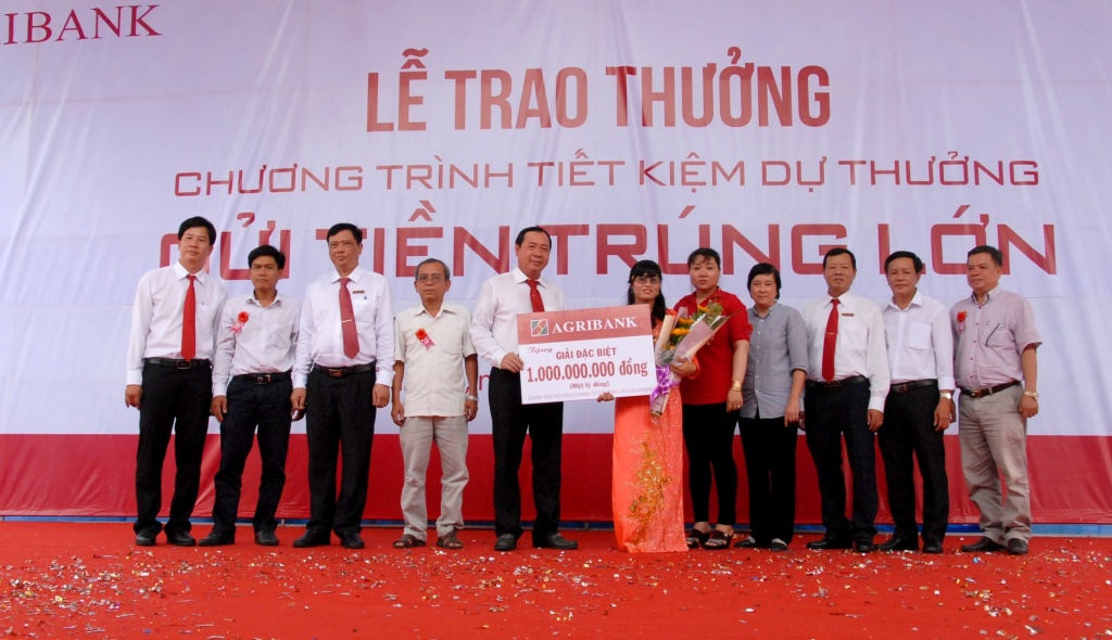 agribank ung ho 5 ty dong cham lo an sinh xa hoi tinh tra vinh