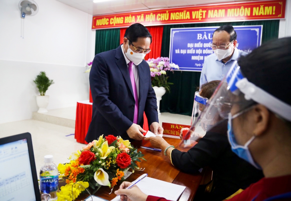 Thủ tướng Phạm Minh Chính thực hiện quyền bầu cử tại Cần Thơ