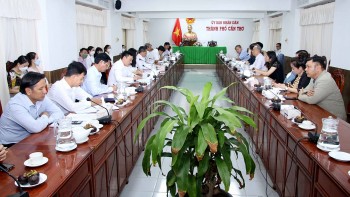 Cần Thơ mong muốn thu hút hợp tác kinh tế từ các nhà đầu tư Hàn Quốc Cần Thơ mong muốn thu hút hợp tác kinh tế từ các nhà đầu tư Hàn Quốc