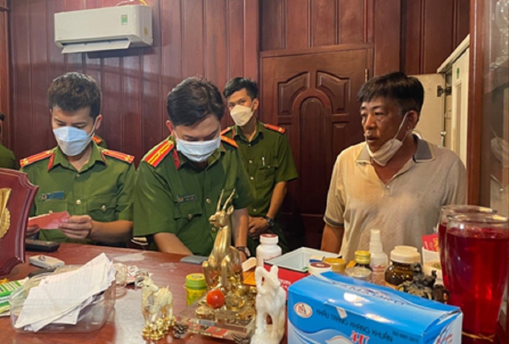 Pháp luật