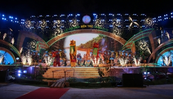 hang chuc ngan du khach do xo ve le hoi dua ben tre nam 2019