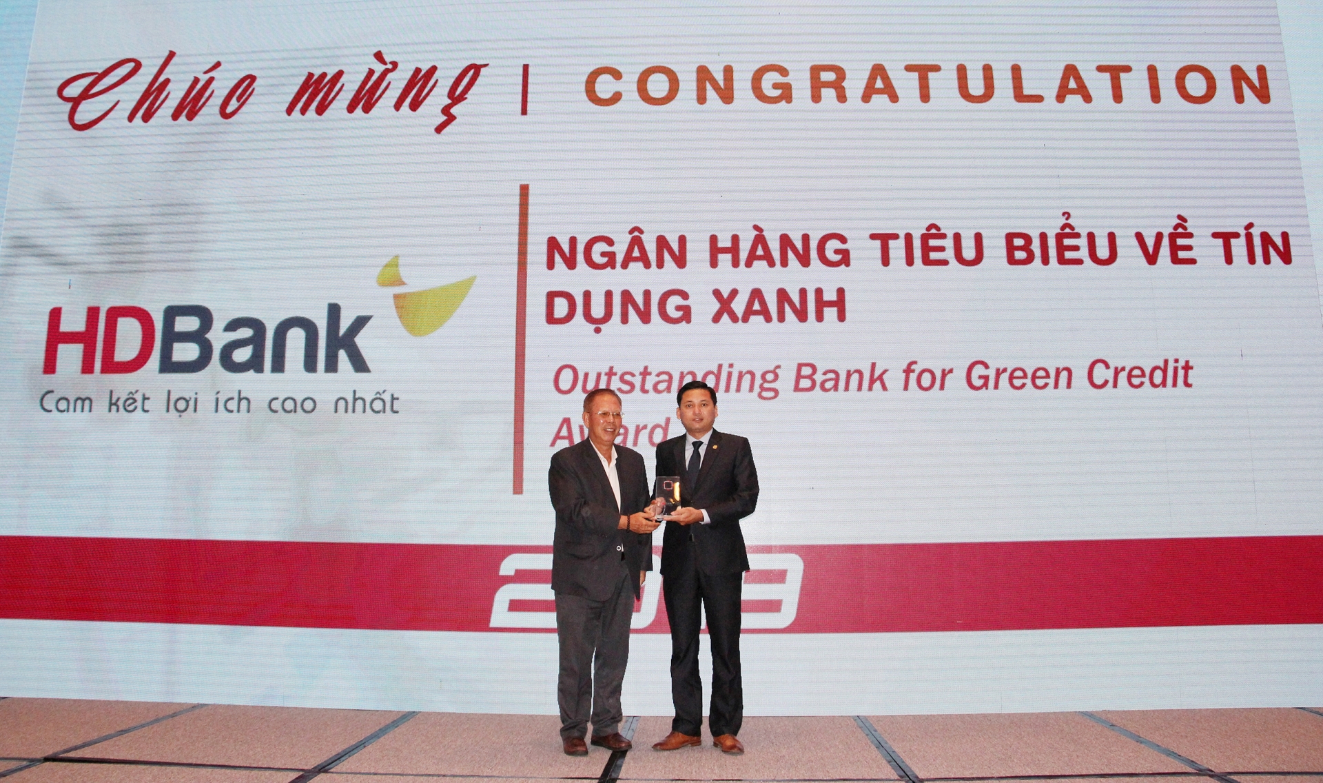 hdbank nhan giai ngan hang tieu bieu ve tin dung xanh