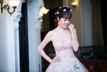 dien vay cup nguc duong cam lynh yeu kieu nhu cong chua