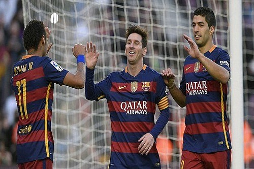 messi lap hat trick barca dai thang 4 sao