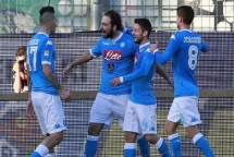 vong 19 serie a juventus thang an tuong napoli vo dich luot di