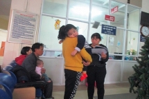 tre lai do benh vi thoi tiet mien bac