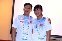 anh vien cung hlv gianh cu dup giai thuong