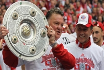 lich su cho thay van gaal co co hoi vo dich voi man utd