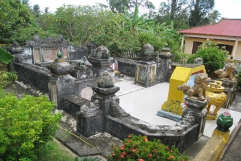 Lăng danh tướng người Khmer được phong thống chế