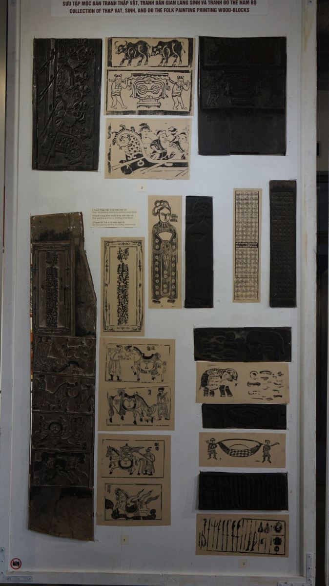 tranh dan gian viet nam thu choi tao nha ngay tet qua trien lam net xuan