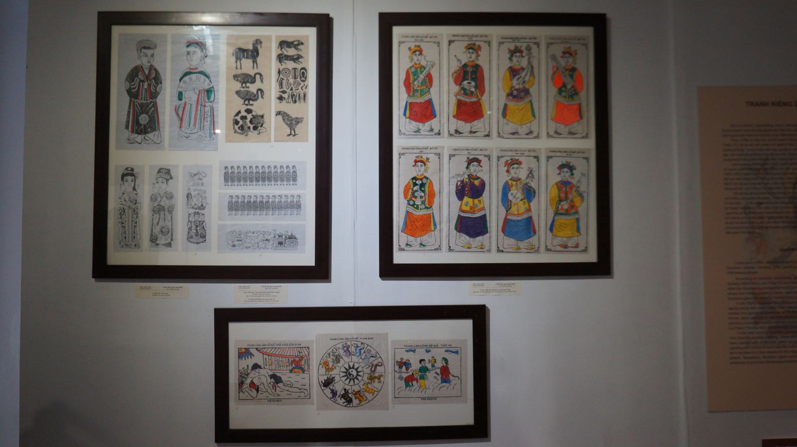 tranh dan gian viet nam thu choi tao nha ngay tet qua trien lam net xuan