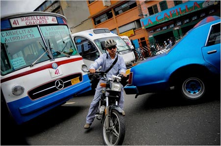 phong van xe may cac bac oi cho em xin ve huu