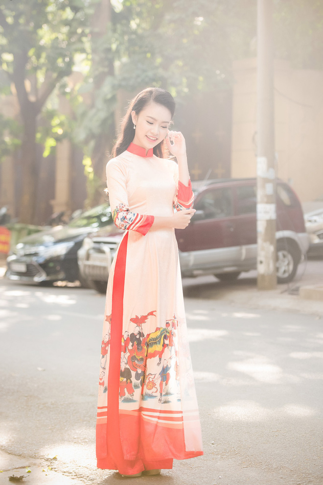 co gai vang cua hoa hau viet nam duyen dang va yeu kieu