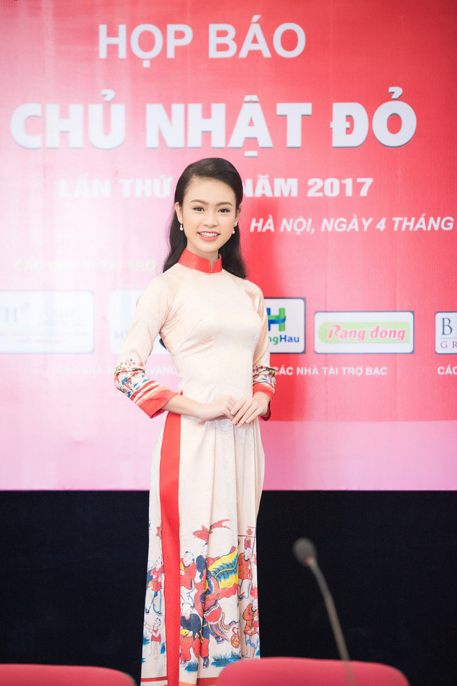 co gai vang cua hoa hau viet nam duyen dang va yeu kieu