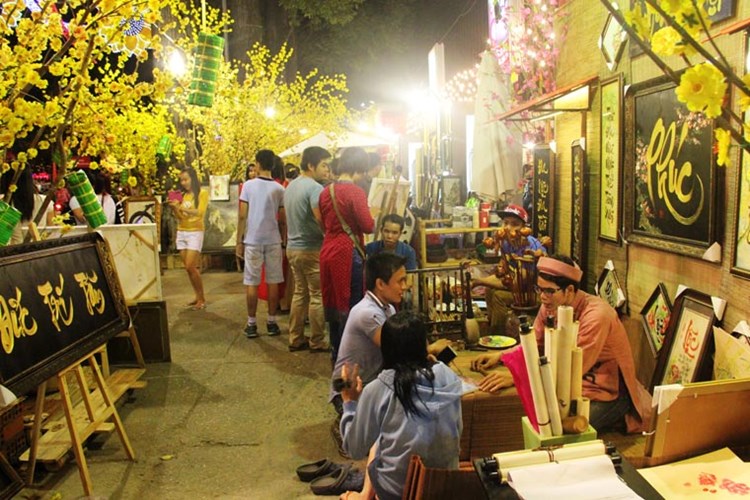 trai nghiem khong khi tet ngot ngao o 2 mien bac nam