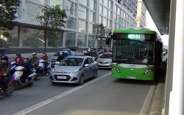 den nam 2030 ha noi se co them 7 tuyen xe buyt nhanh
