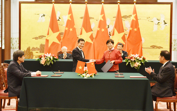 tich cuc thuc day nhan thuc cua nhan dan hai nuoc ve van de tren bien