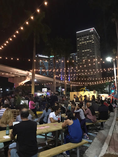 day la cach nguoi ta da bien mot con duong thanh cong vien xanh mat o miami